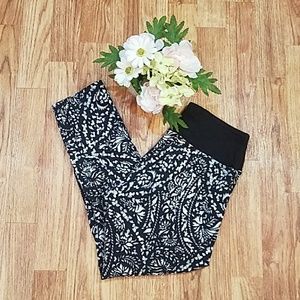 American Eagle Black Gray Stretch Cropped Leggings